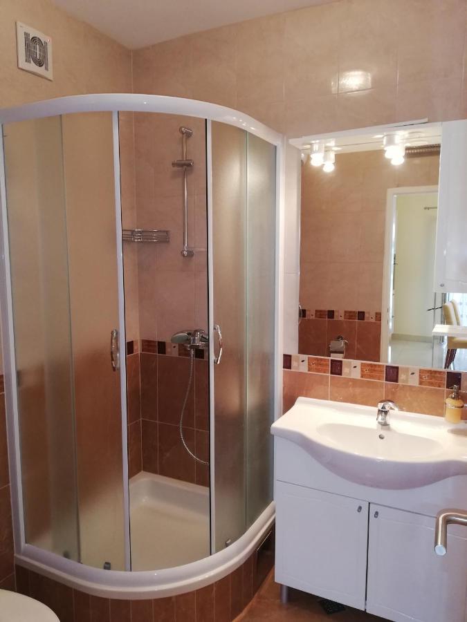 Apartment Anita Макарска Екстериор снимка