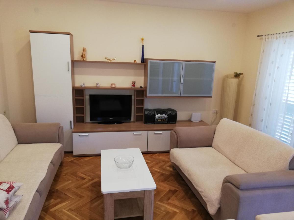 Apartment Anita Макарска Екстериор снимка