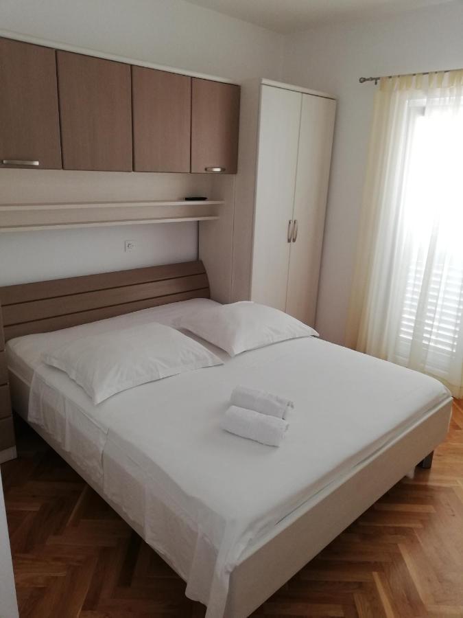 Apartment Anita Макарска Екстериор снимка