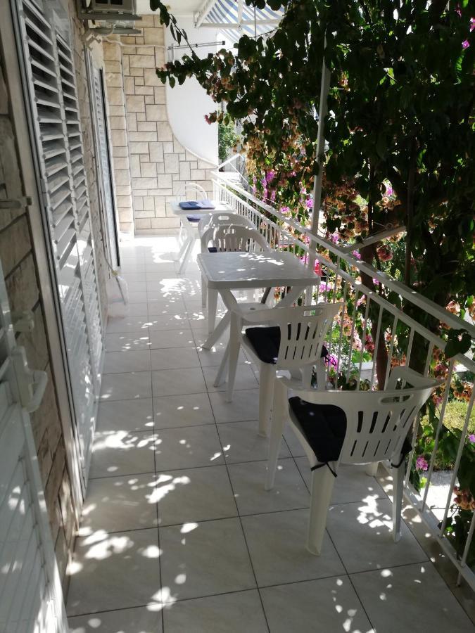 Apartment Anita Макарска Екстериор снимка